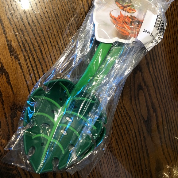 Brand-New, 2-for-1, Fenestrated Monstera Leaf Serving Spoons! - Picture 7 of 9